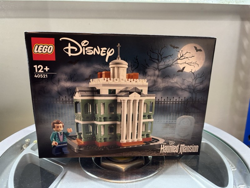 LEGO Disney Mini the Haunted Mansion 40521 New And Sealed