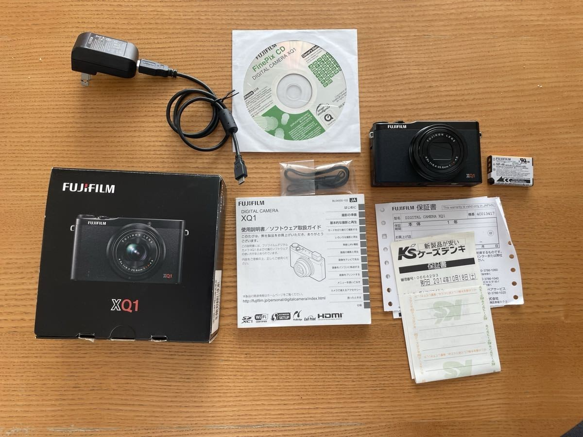 FUJIFILM XQ1 12.0MP Compact Digital Camera Black  Battery & Charger Tested used