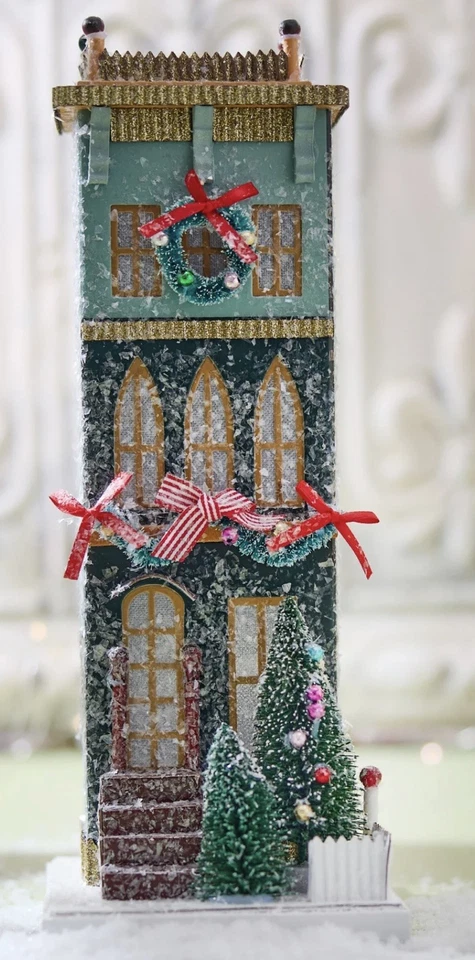 Cody Foster & Co Green Townhouse Holiday Village Building Nuevo en caja Foto 2 de 4