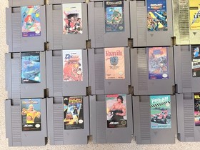 Nintendo NES Game Lot of 35 Games & Light Zapper