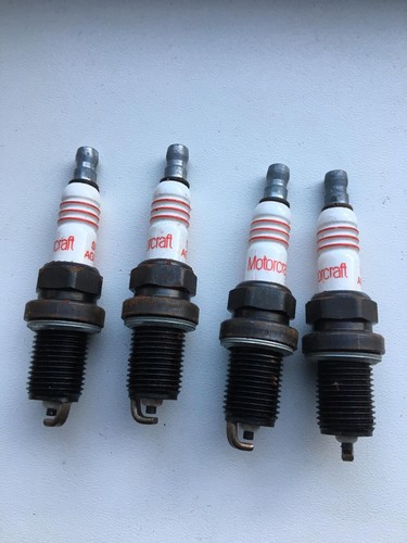 motorcraft spark plugs for classic ford.  AGP22CD. Fiesta Mk1 - Afbeelding 1 van 5