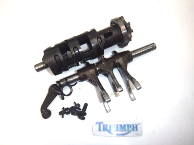 Triumph Tt 600 TT600 Gear Sélecteur Tambour,Fourche & Visserie comme Montré 2001 - Photo 1/4