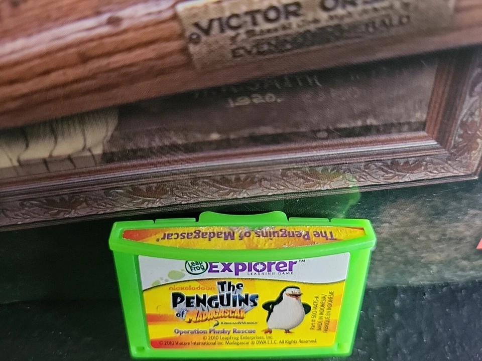 Leap Frog Leapster Explorer - The Penguins of Madagascar Operation Plushy Rescue - Image 2 of 3