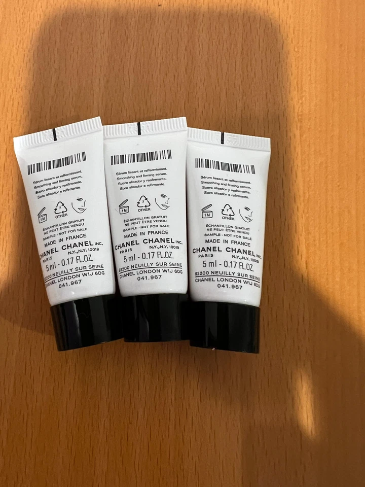 3 x Chanel Le Lift Serum Smooths-Firms 5ml / 0,17oz cada 100% autêntico - Imagem 2 de 2