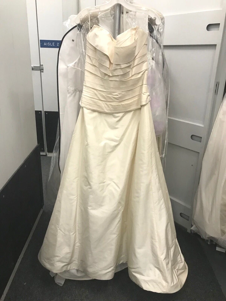 Vestido de novia vintage Season Blanche Couture marfil seda tafetán, talla 10 Foto 4 de 4