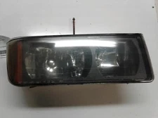 Used Right Headlight Assembly fits: 2003 Chevrolet Avalanche 1500 w/lower body c