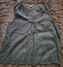 Womens sleevless top size XL (16-18) Time and Tru