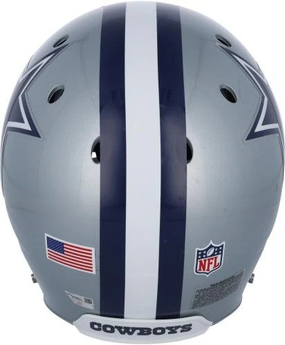 Шлем ковбоев, носимый игроком между сезонами 2020–24 NFL — RG13315070 - Изображение 4 из 4