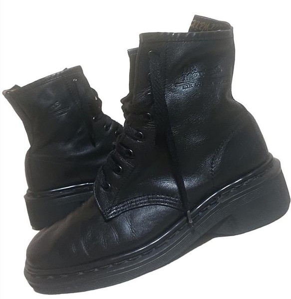 Women Dr. Martens Boots Black Leather 39 #3K7A
