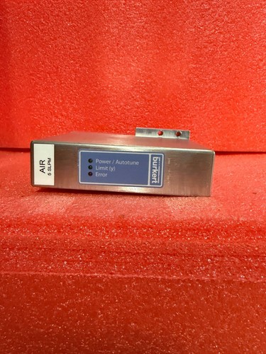 Burkert 8711 MFC CO2  FS FLOWRATE 5 SLPM Flange Mount 24 VDC 4-20mA