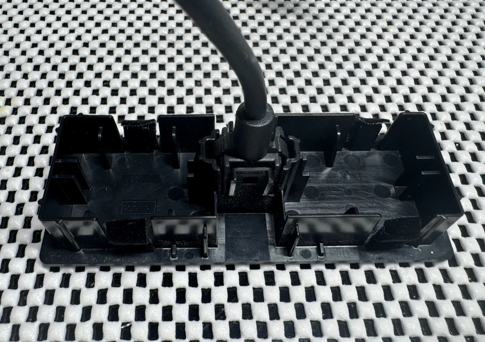 2011-2018 福特 Escape USB 输入开关原始设备制造商 CJ5T-14D202-FB — 第 3/4 张图片