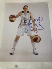Lindsey Whalen Autographed 11x14 Minnesota Lynx Z152