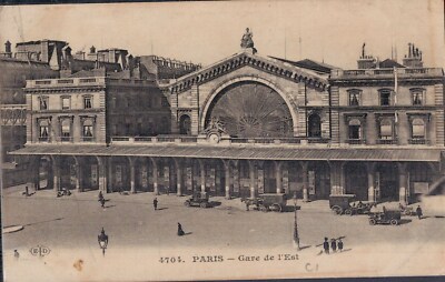 PARIS  -  La Gare de l'Est