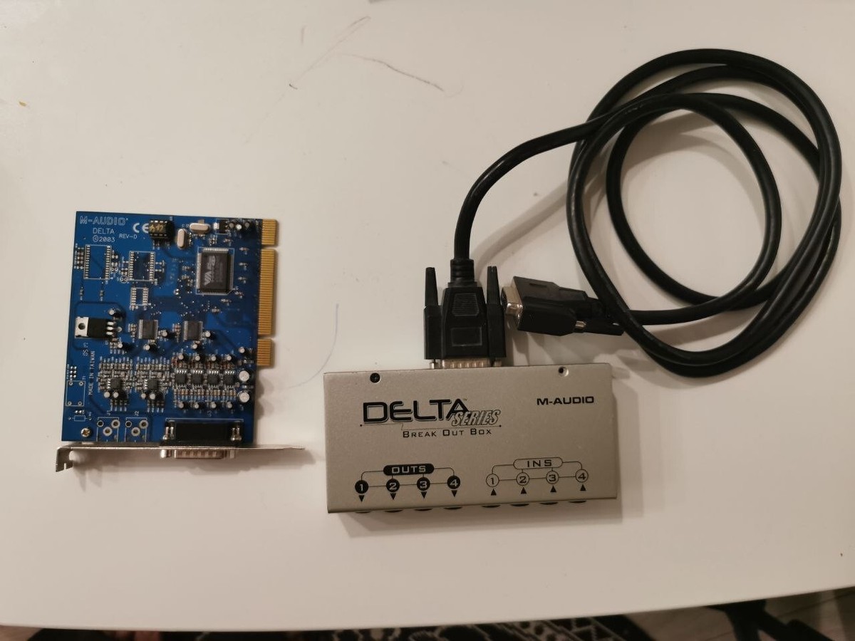 M-AUDIO DELTA Series Break Out Box 2個セット M-Audio Delta 44 Professional 4-in/4-out Audio Card & Breakout Box
