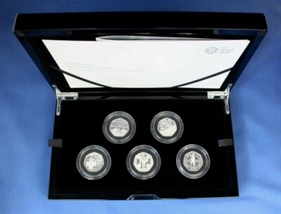 2019 Silber PP 50p x 5 Set ''50 Years of 50p - British Military'' im Etui / COA