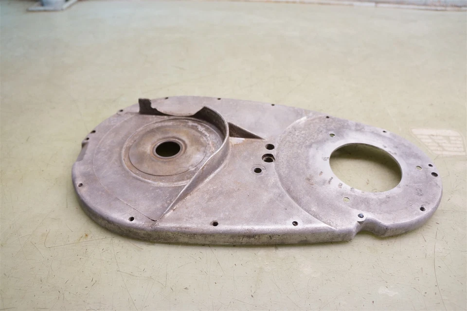 Norton N15CS G15 CS 750 1968 Atlas P11 N15 incomparable *2666B cubierta primaria interior  Foto 3 de 4