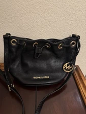 Michael Kors Small Jules Black Gold Leather Drawstring Bucket Bag Handbag