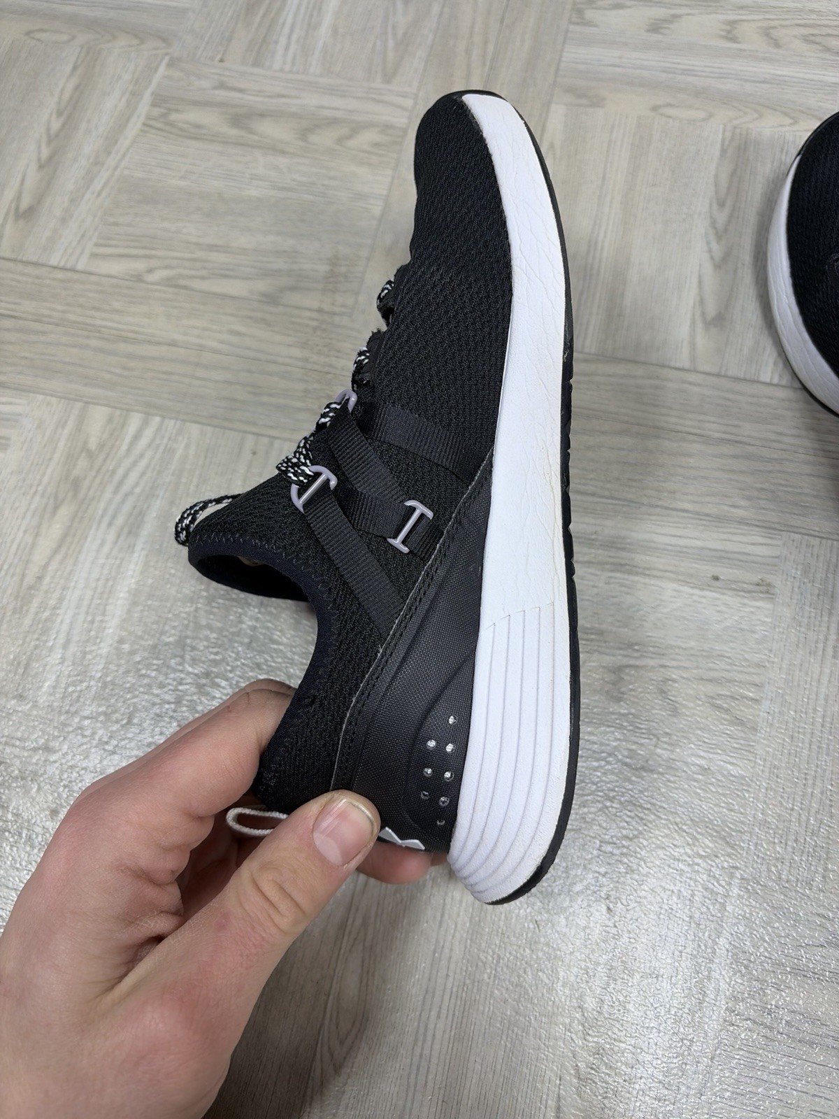 Under Armour Breathe Lace Women's Black Mesh Trainers US 6 Running 3021336 thumbnail 13