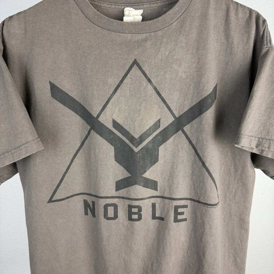 Vintage Halo Reach Noble Microsoft Xbox Promo Video Game T Shirt Y2K Size Large - Image 2 of 4