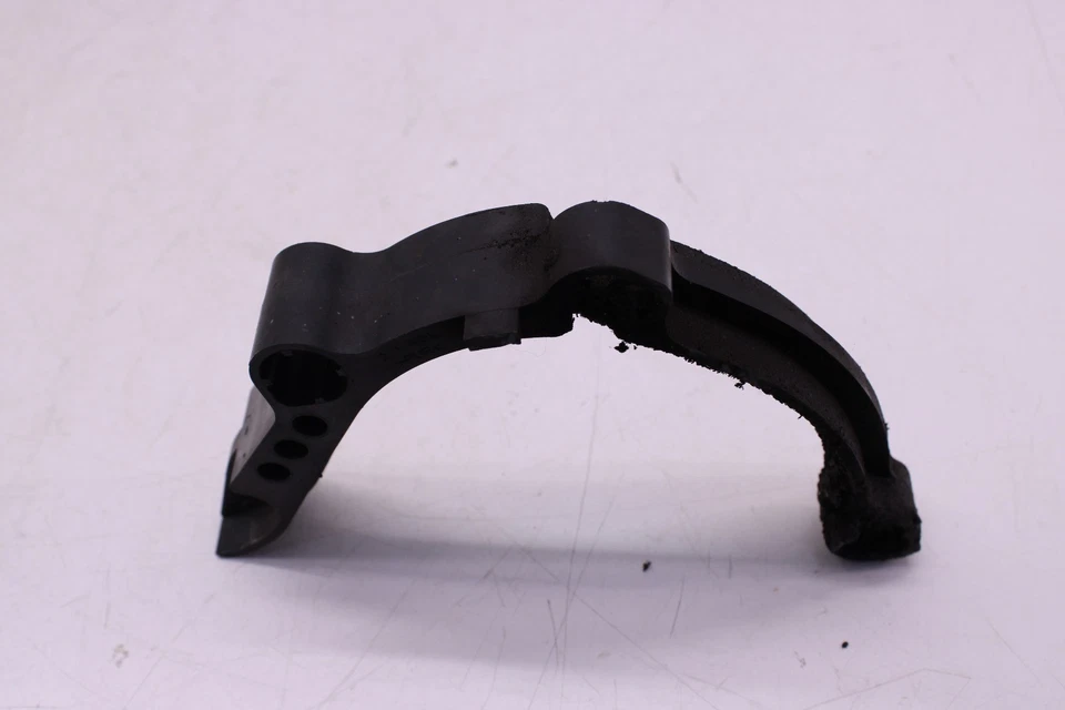 06-16, 2006-2016 YAMAHA YZF R6 GUÍA DE CADENA DE ENTRADA 2C0-15377-00-00 Foto 3 de 4