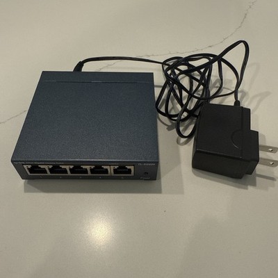 TP-LINK Technologies TP-Link (TL-SG105) 4-Ports External Switch