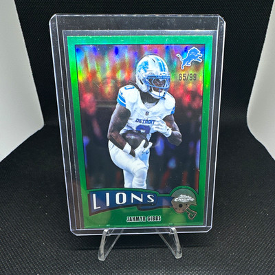 Topps 2025 Chrome Jahmyr Gibbs #1975-12 1975 Topps Green Refractor #65/99