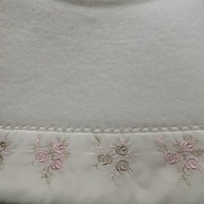 North Star Vintage Acrylic Baby White Antique Rose Trim Blanket 36x50 Satin Trim