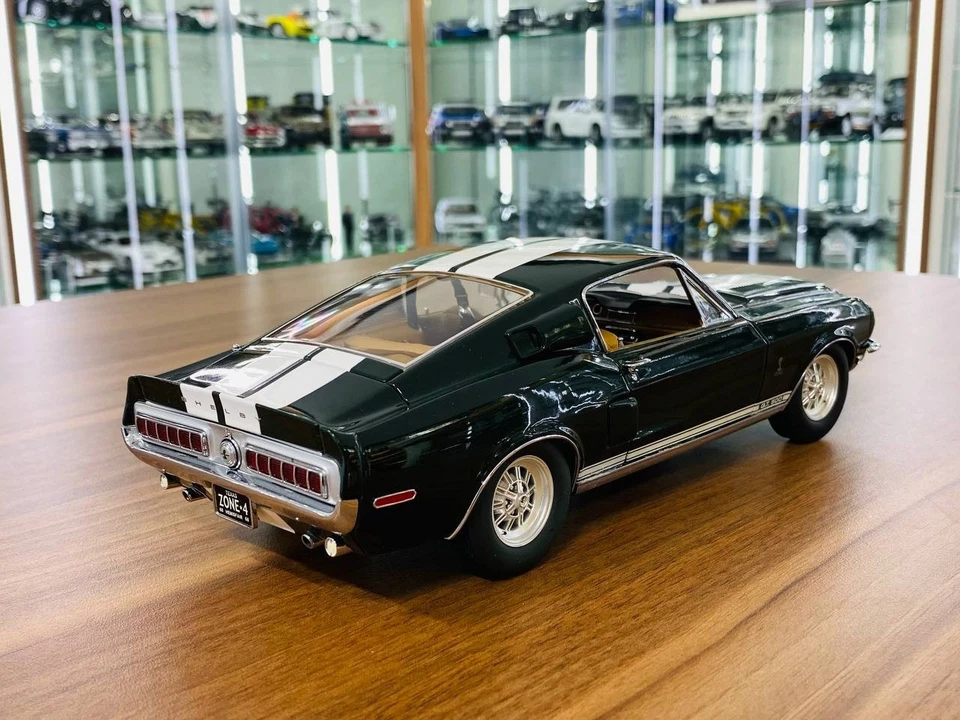 ExactDetail Replicars Shelby GT500 Super Fast Fastback Dark Green [1/18 Diecast] - Image 4 of 4