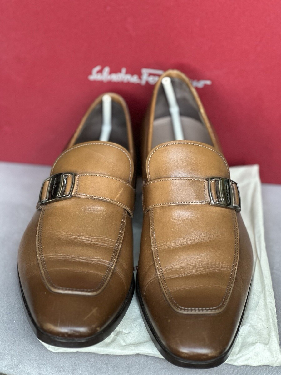 $125….FERRAGAMO LUXURY MEN CARAMEL/BROWN LEATHER LOAFERS  display picture 3