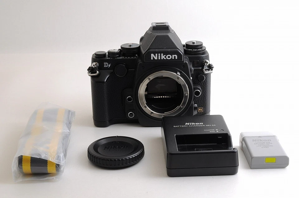 Mint Nikon Df 16.2MP Digital SLR Camera Black Body Only From Japan - Image 2 of 4