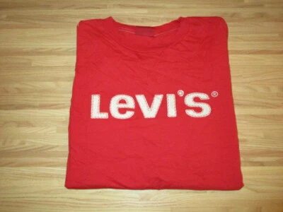 T-shirt manches longues occasion Levi's rouge Taille 12 ans très bon état - Photo 1/4