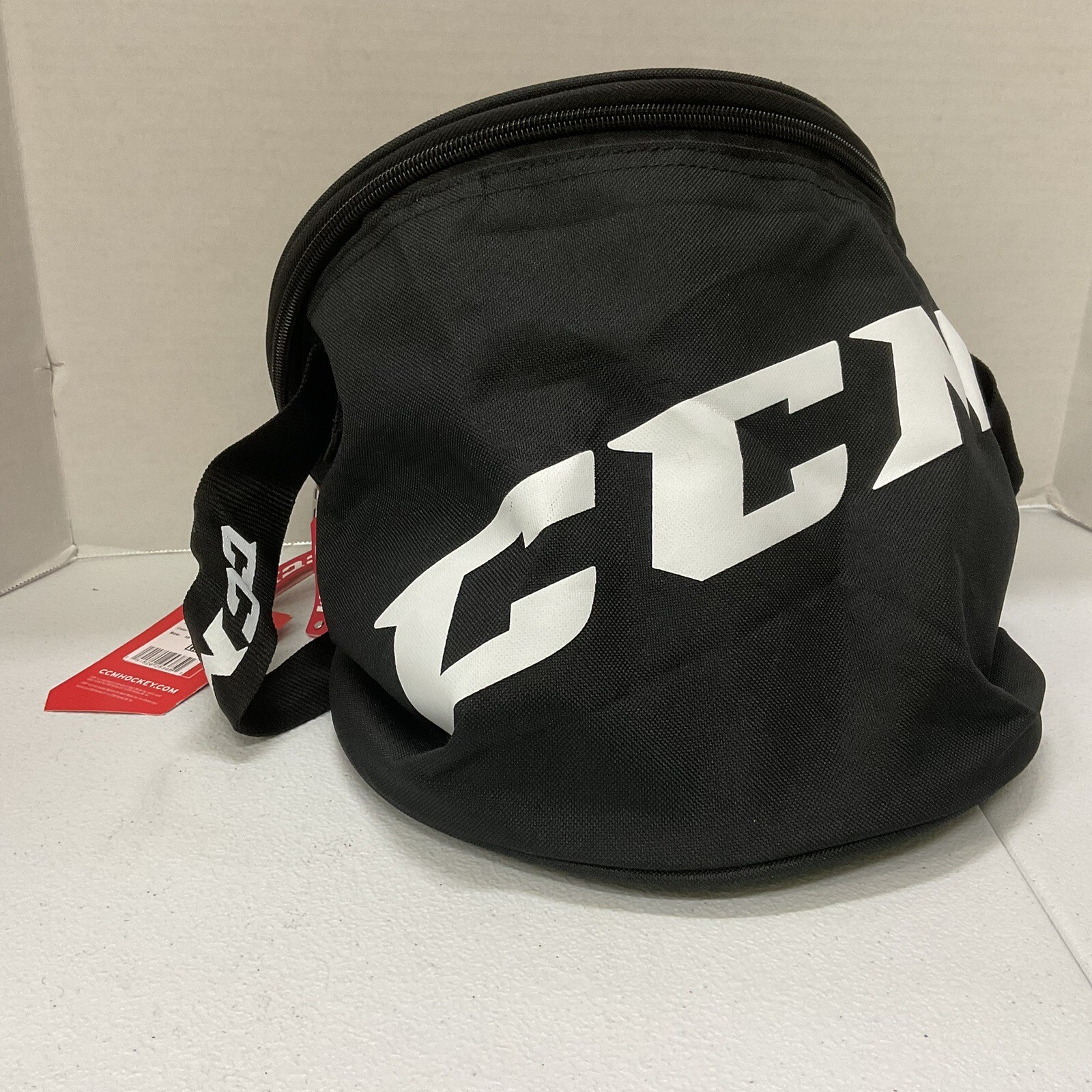 CCM Ice Roller Hockey Puck Bag Coach G Practice Equipment Travel Pouch Black NWT