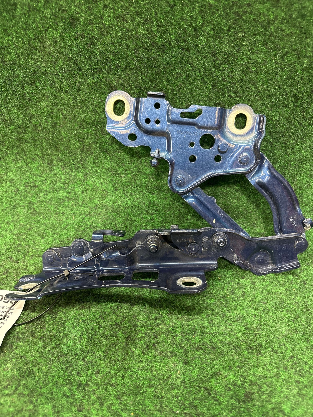 2019-2025 Bmw 330i Left Engine Hood Hinge Lh Blau Metallic C1m Oem 41008494431