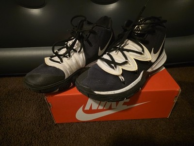 Nike Kyrie Flytrap 6 Men's Sneaker White/Black, Size 9.5