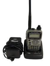 Vertex Standard VXA-710 NAV-COM Handheld Transceiver Air Band w/ charger