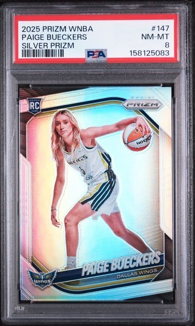2025 Panini Prizm WNBA - Variation Paige Bueckers #147 Silver Prizm (RC) PSA 8