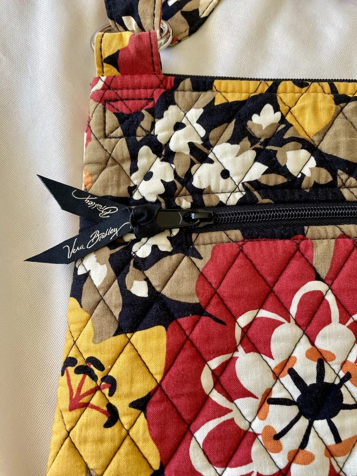 Vera Bradley Floral Hipster Crossbody Purse/bag Retired Pattern Bittersweet - Image 3 of 4
