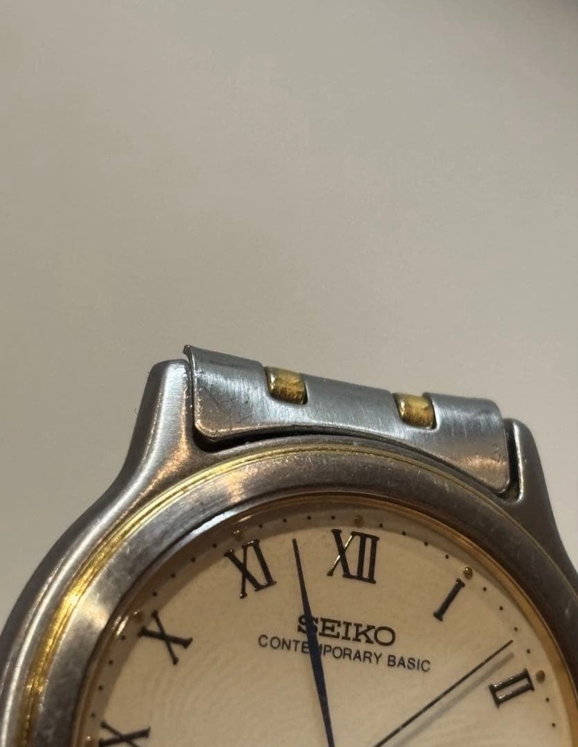 SEIKO CONTEMPORARY BASIC Wristwatch - Gem
