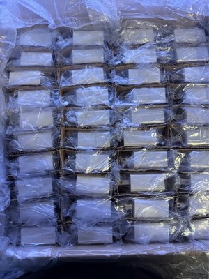 LOT OF 100 chargers/bulk/resale