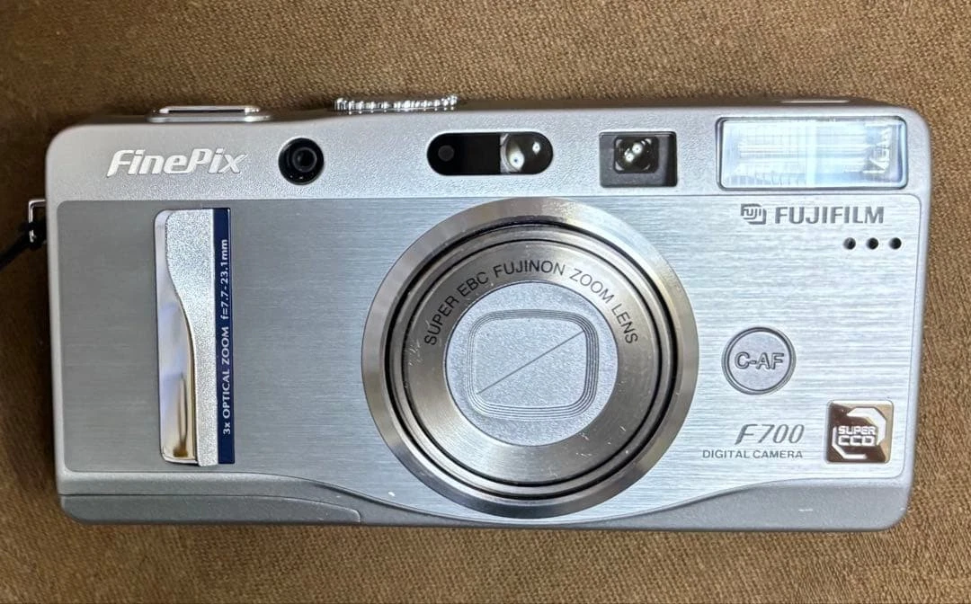 Fujifilm FinePix F700 Digital Cameras | eBay