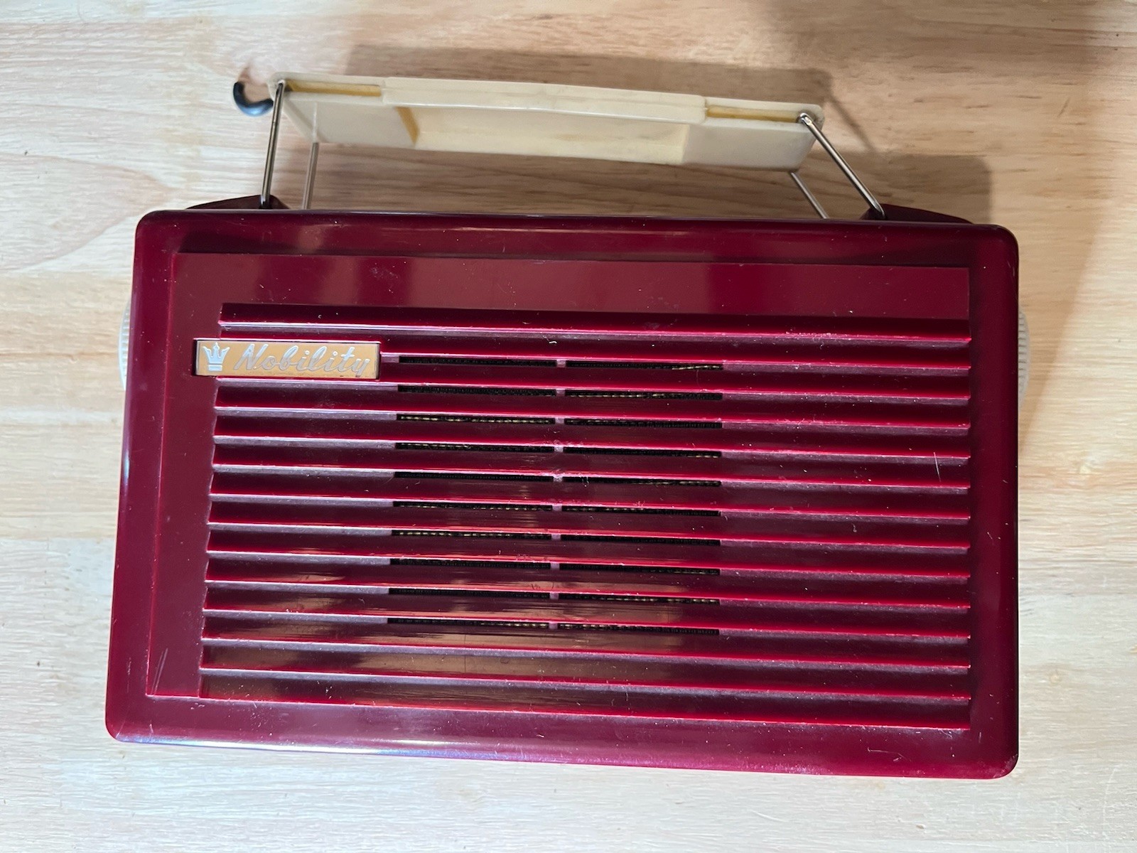 Vintage Nobility Radio (Not Tested).