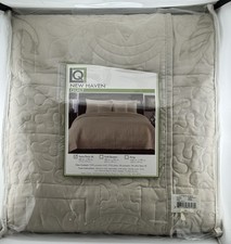 Twin/Twin XL Living Quarters New Haven Quilt Tan 68" X 90" NEW