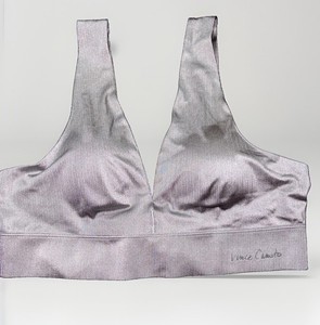 Vince Camuto, Bra Size Xl