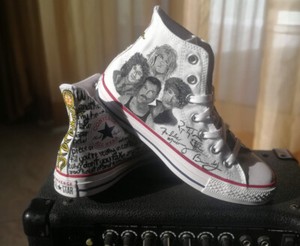 converse dipinte a mano