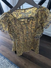 Pretty Floral Max Studio Yellow Top Blouse xs