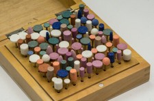 100x Wykończenie ścierne Punkty polerowania Zestaw szczotek kamiennych Trzpień Czyszczenie