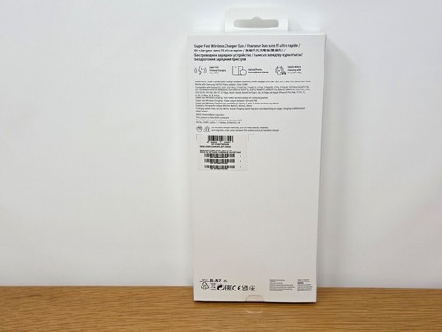 Samsung Galaxy Super Fast Wireless Duo Charging Pad 15W, Model Number EP-5400 (2 - Picture 10 of 24