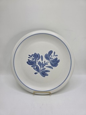 Pfaltzgraff Yorktowne Extra Large Dinner Plate 11 1/8 Inch Mint Condition