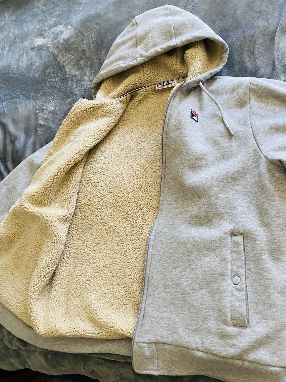 Giacca con cappuccio Fila Visconti con fodera in pile sherpa! Rara collezione dal 2018