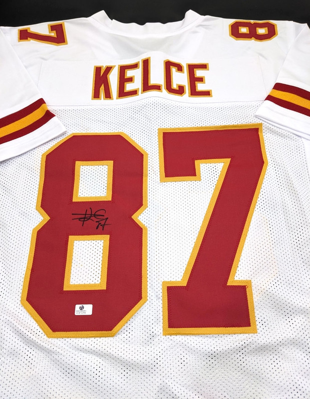 Travis Kelce Kansas City Chiefs Signed Autographed Jersey with COA